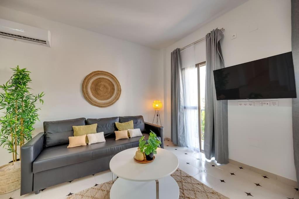 Lxr La Perla Renovated 2Hab. Apt 베날마데나코스타 외부 사진